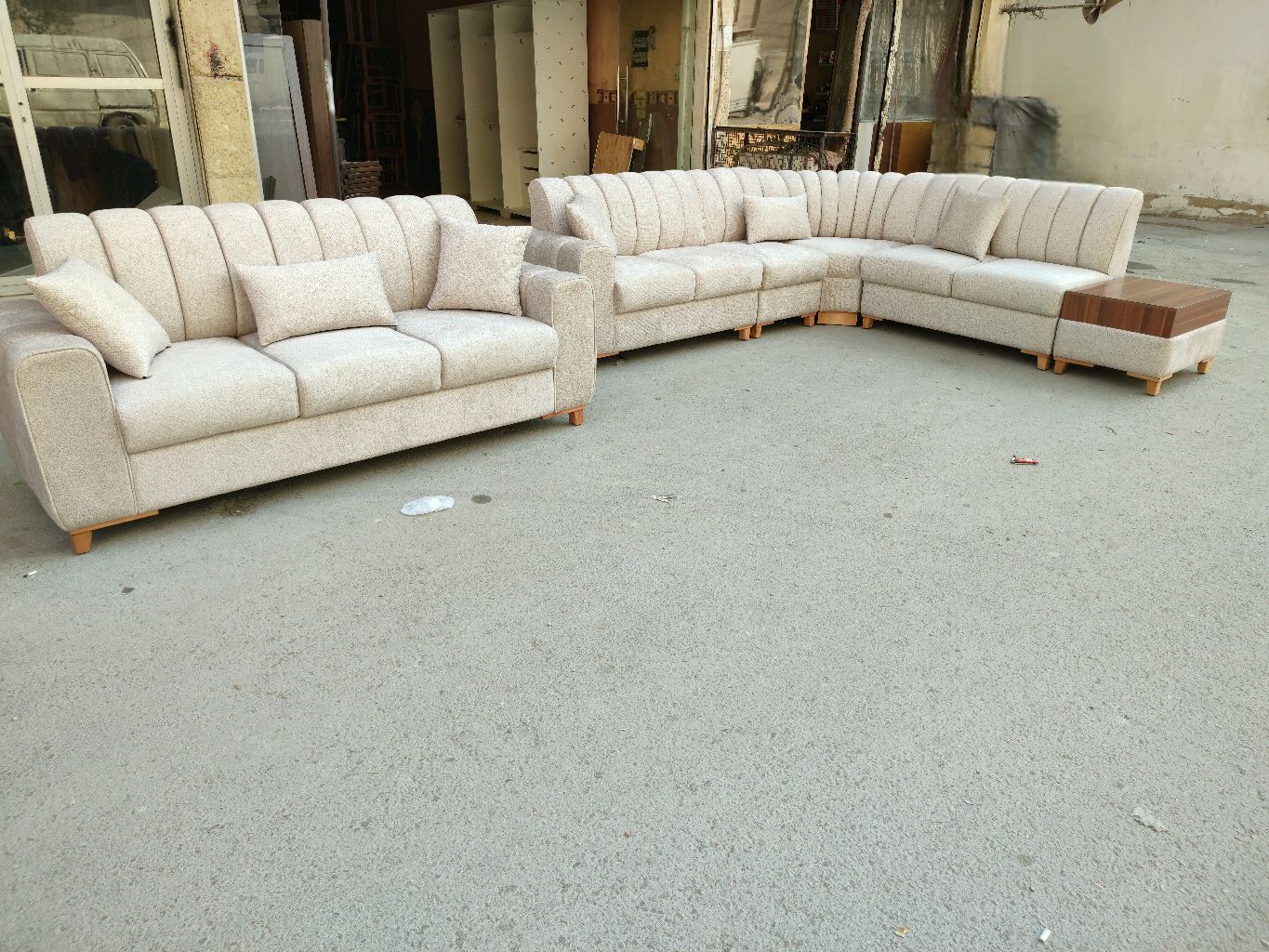 طقم زاوية