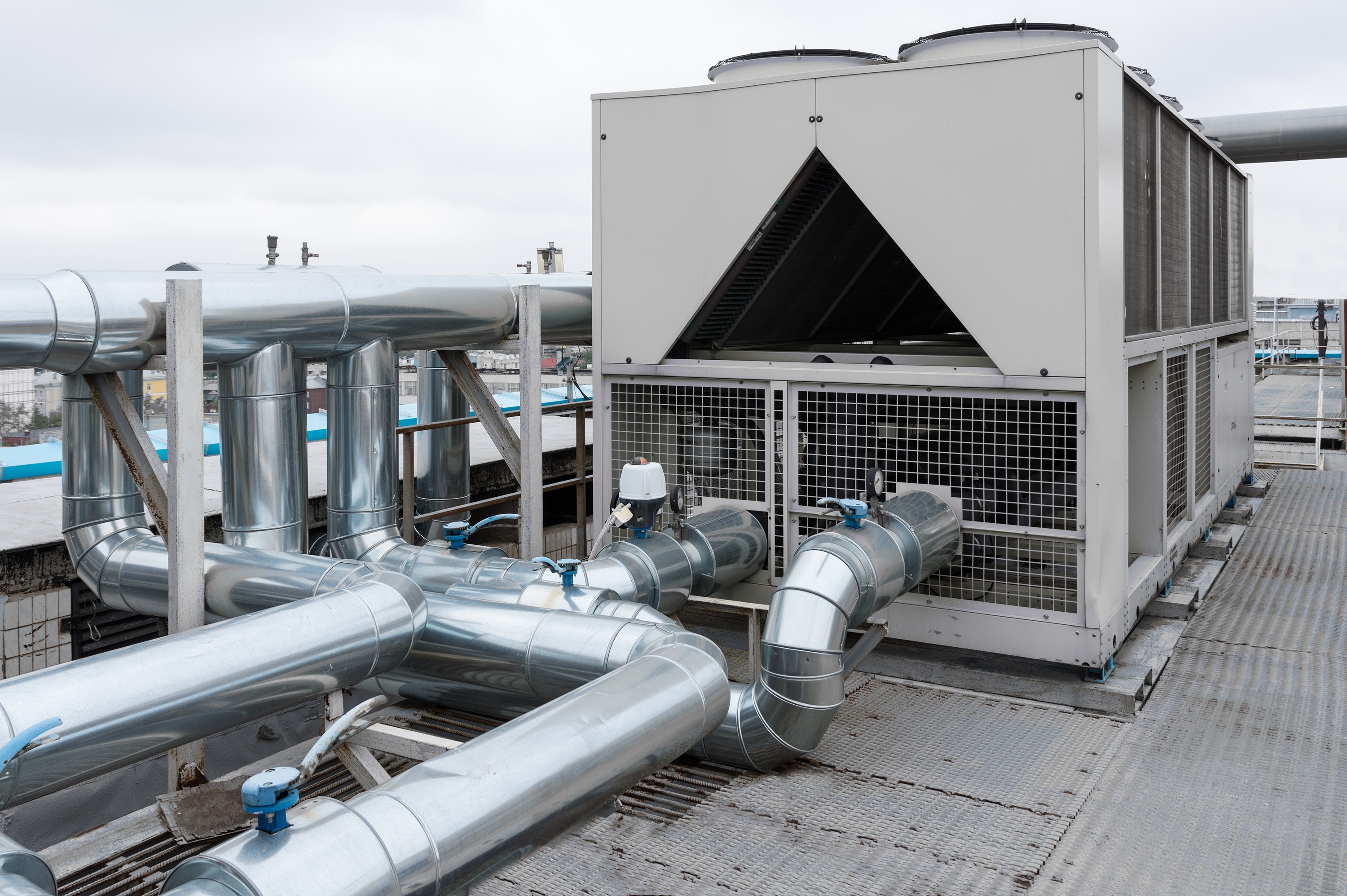 Central air conditioning, shed and chiller central cooling
